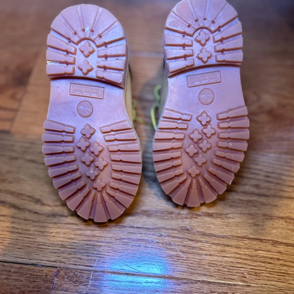 Timberland Toddler boots size 6.5 - Picture 5 of 6